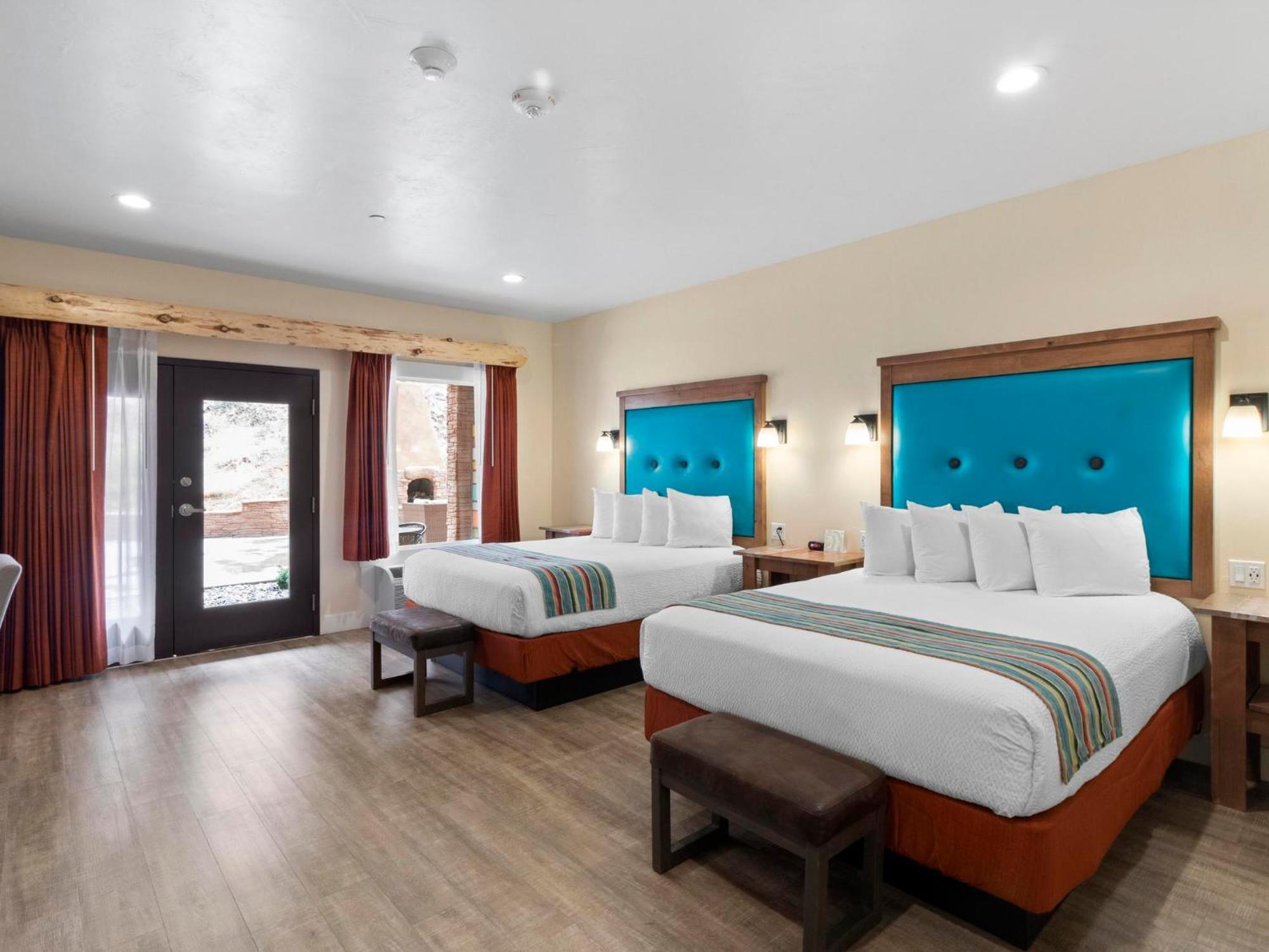 Bluff Dwellings Resort Экстерьер фото